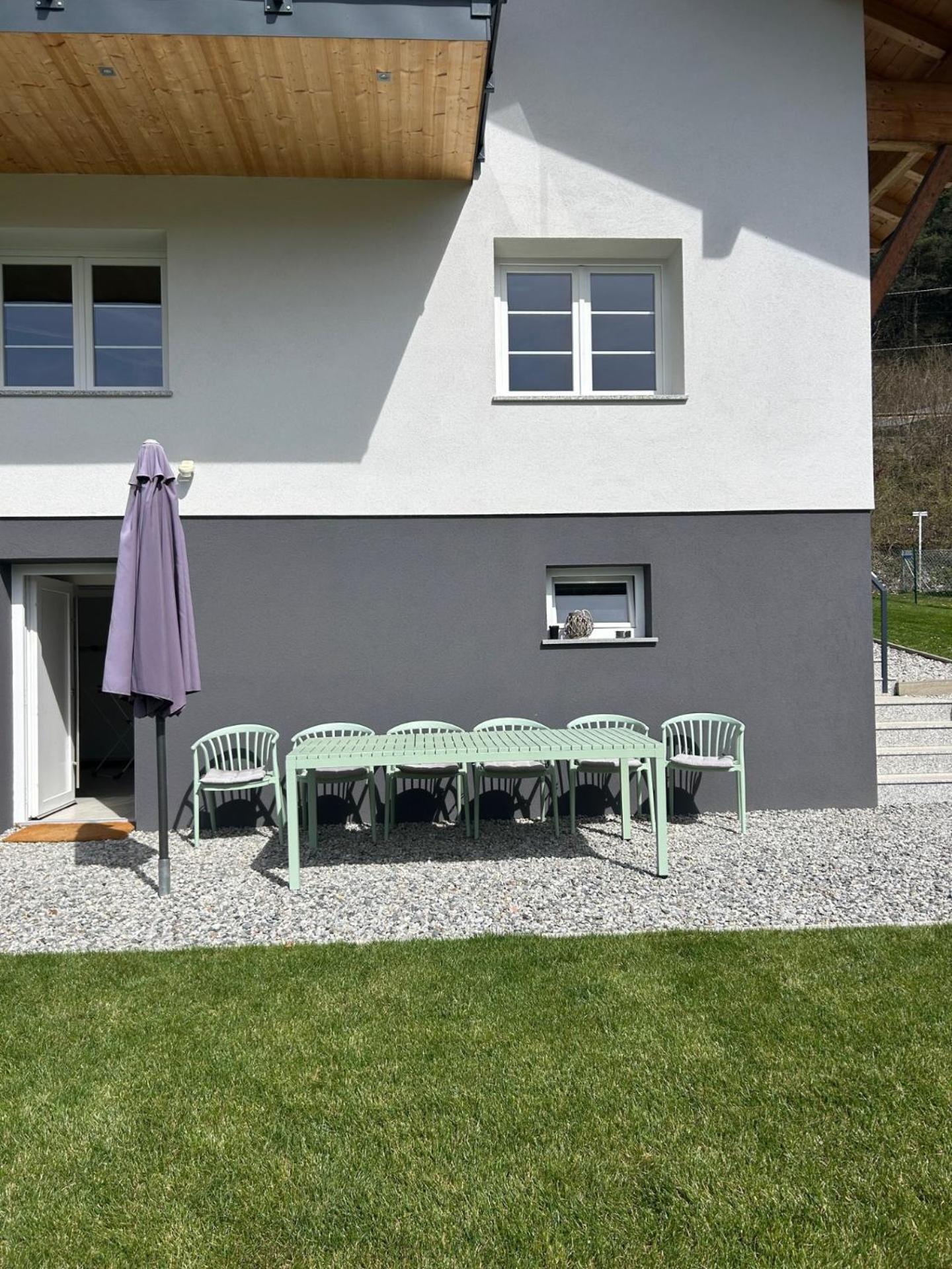Wohnung Mit Garten Und Panoramablick In Innsbruck Bagian luar foto