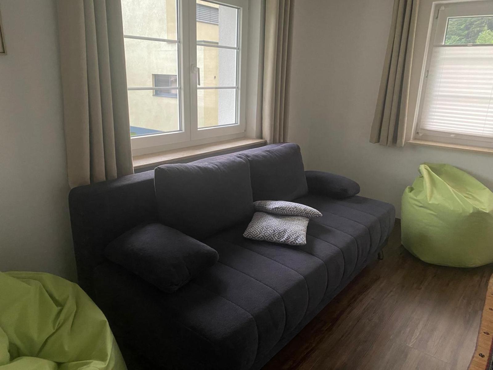 Wohnung Mit Garten Und Panoramablick In Innsbruck Bagian luar foto